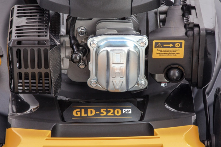 Газонокосилка бензиновая GLD-520SP, 196 куб.см, ширина 52 см, самоходная, 7 уровней,травосборник 60 л Denzel